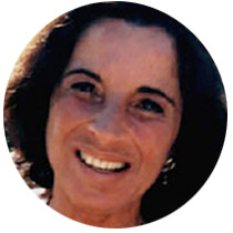 Eva Pierrakos